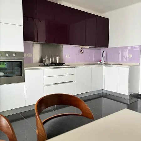 Casaspensieratezza - 5 Persone - Posto Auto Riservato - Colazione Διαμέρισμα *