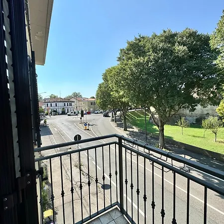 아파트 Casaspensieratezza - 5 Persone - 3 Camere - Posto Auto 포를리