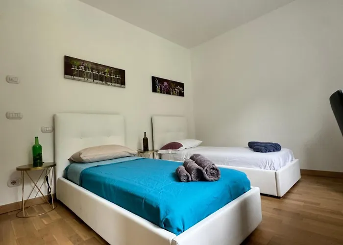 Casaspensieratezza - 5 Persone - 3 Camere - Posto Auto * 포를리